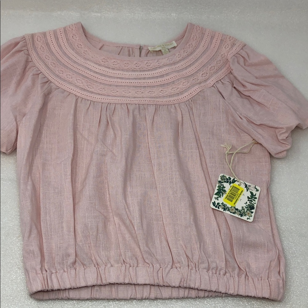 NEW Chelsea & Violet Blouse Linen Blend Blush Pink Lace Neckline Size M 10/12